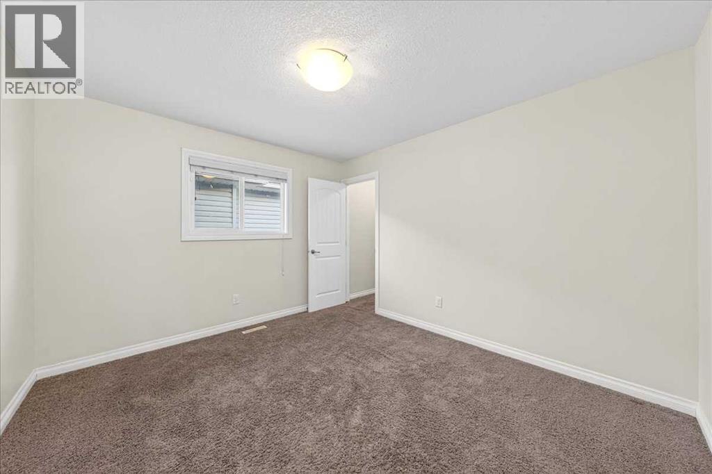 194 Sherwood Mount Nw, Calgary, Alberta  T3R 0G5 - Photo 32 - A2285445