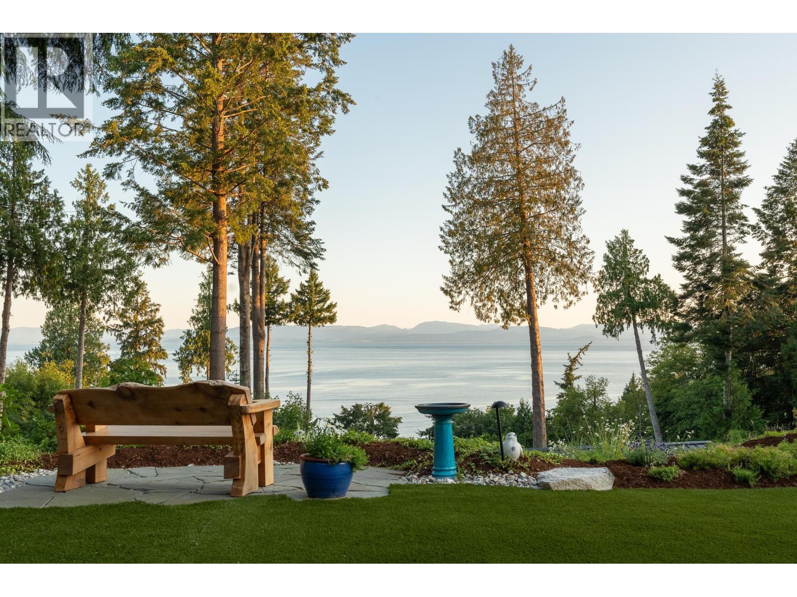 7891 Redrooffs Road, Halfmoon Bay, British Columbia  V7Z 1A4 - Photo 12 - R3090030