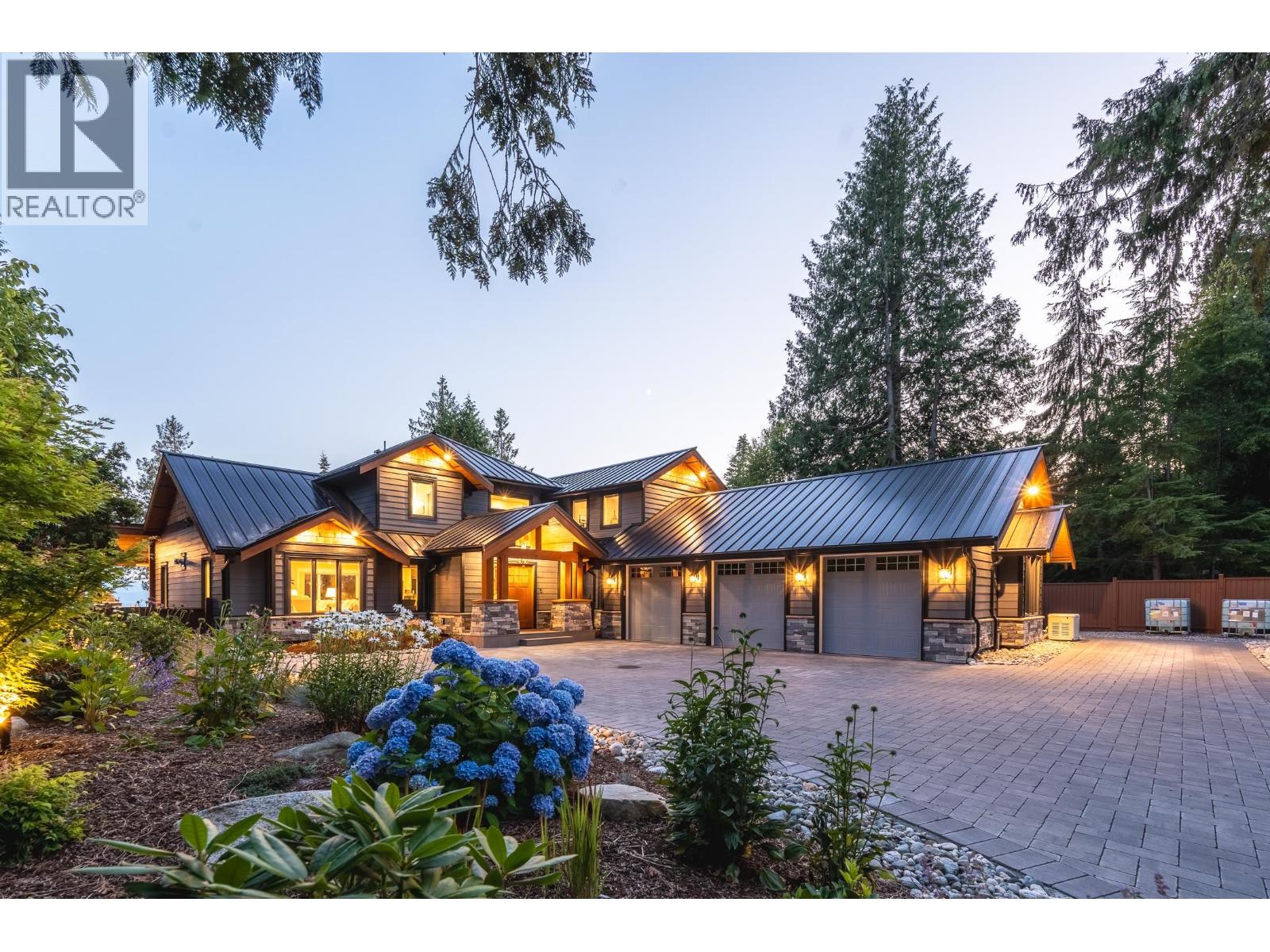 7891 Redrooffs Road, Halfmoon Bay, British Columbia  V7Z 1A4 - Photo 20 - R3090030