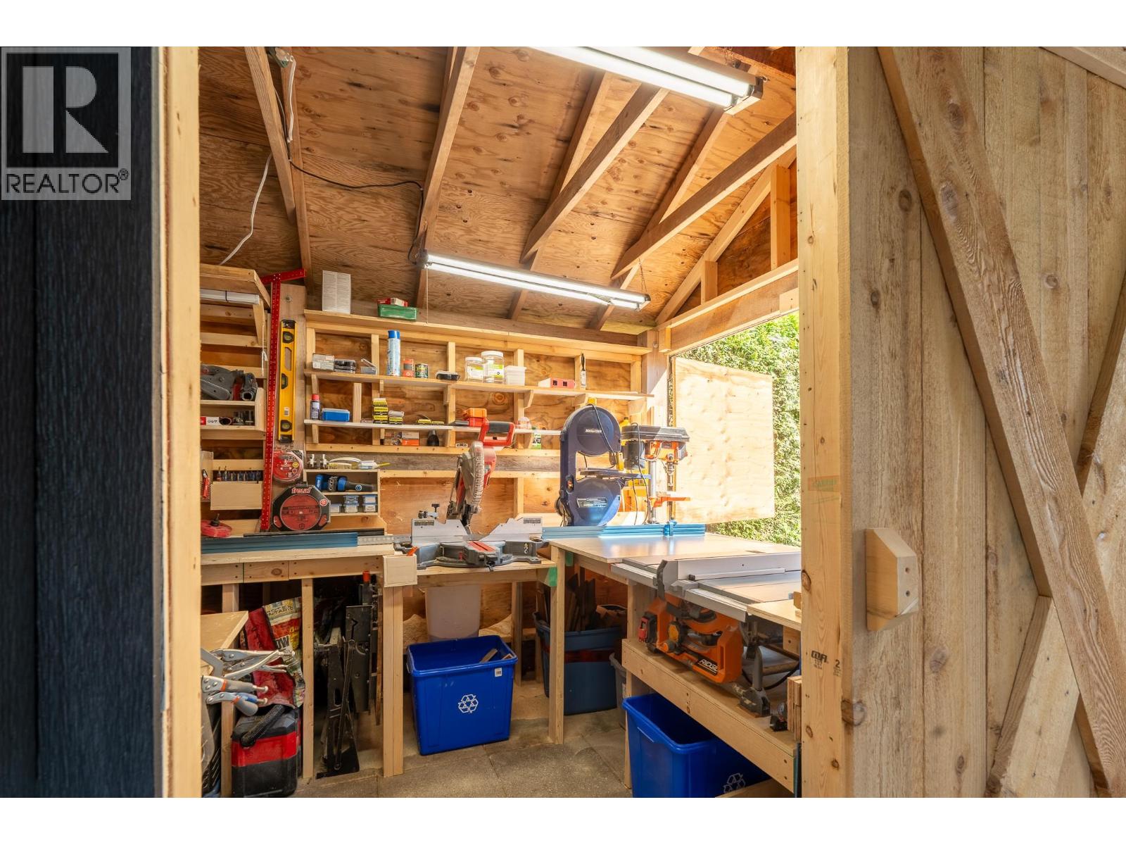 7891 Redrooffs Road, Halfmoon Bay, British Columbia  V7Z 1A4 - Photo 30 - R3090030