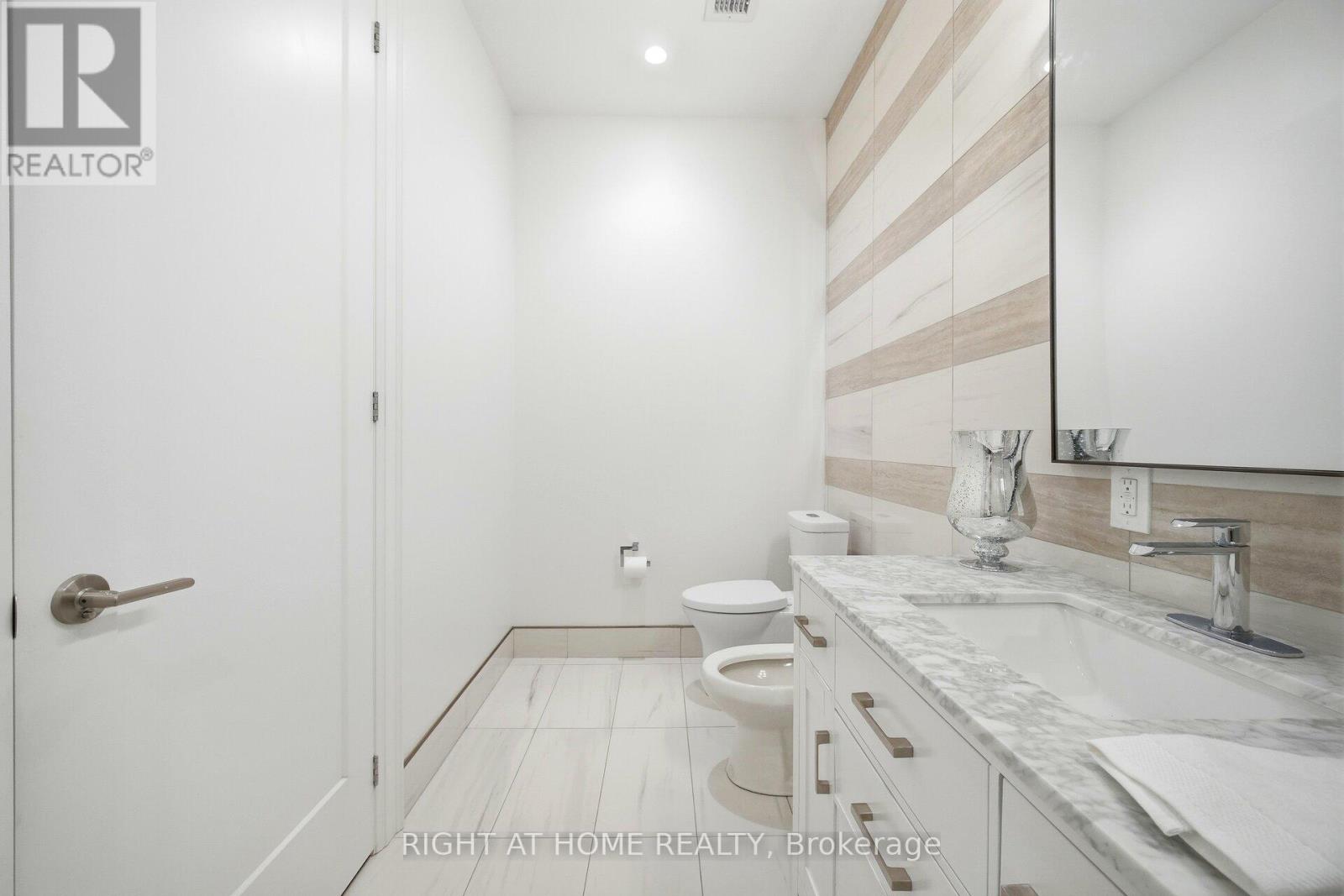 105 - 42 Mill Street, Halton Hills, Ontario  L7G 0P9 - Photo 29 - W12789726