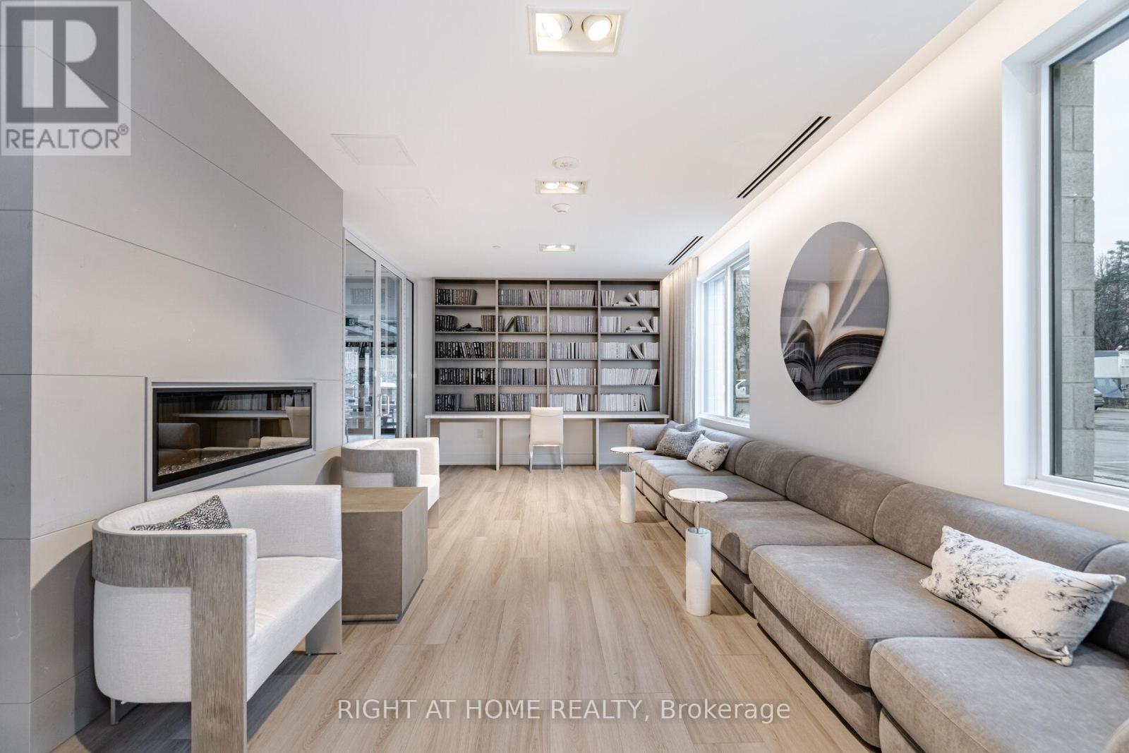 105 - 42 Mill Street, Halton Hills, Ontario  L7G 0P9 - Photo 37 - W12789726