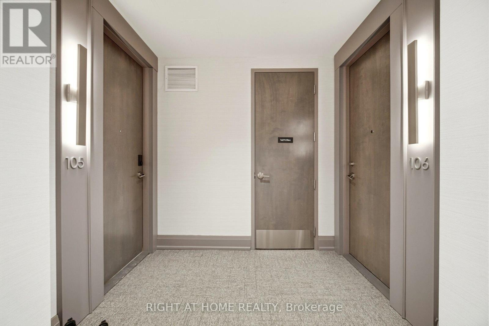 105 - 42 Mill Street, Halton Hills, Ontario  L7G 0P9 - Photo 4 - W12789726