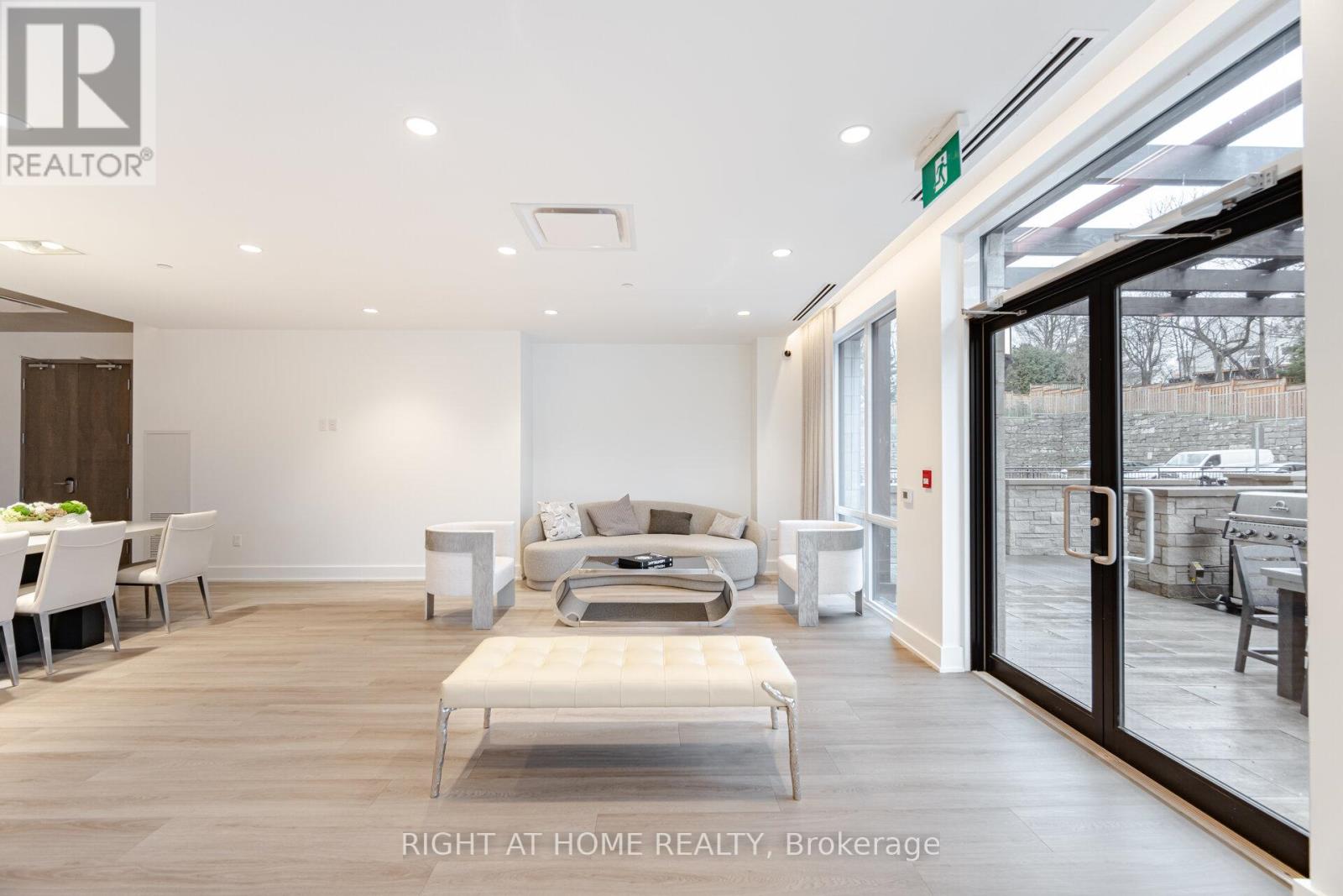 105 - 42 Mill Street, Halton Hills, Ontario  L7G 0P9 - Photo 42 - W12789726