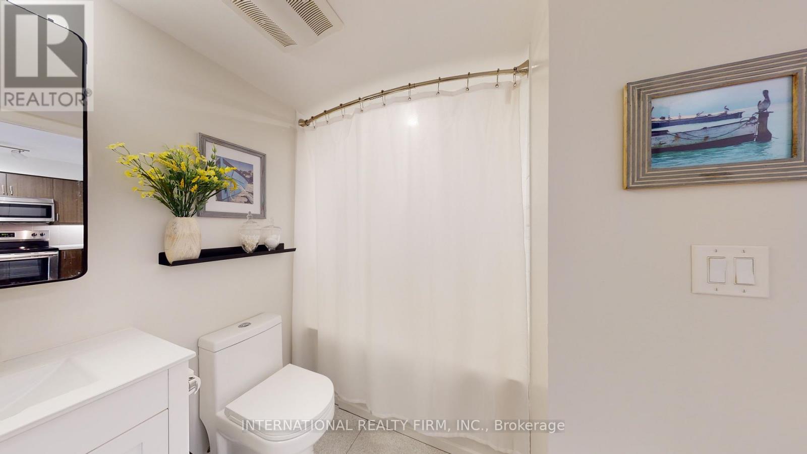 322 - 812 Lansdowne Avenue, Toronto, Ontario  M6H 4K5 - Photo 11 - W12789732