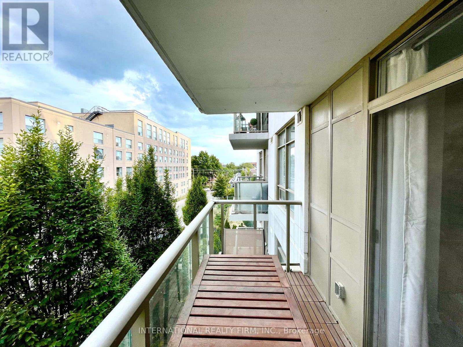 322 - 812 Lansdowne Avenue, Toronto, Ontario  M6H 4K5 - Photo 18 - W12789732