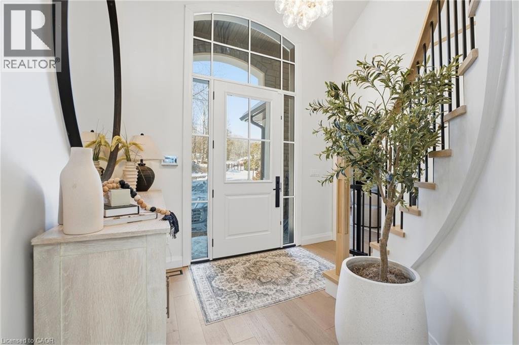 1316 Dundas Street, Burlington, Ontario  L7P 0S6 - Photo 3 - 40800393