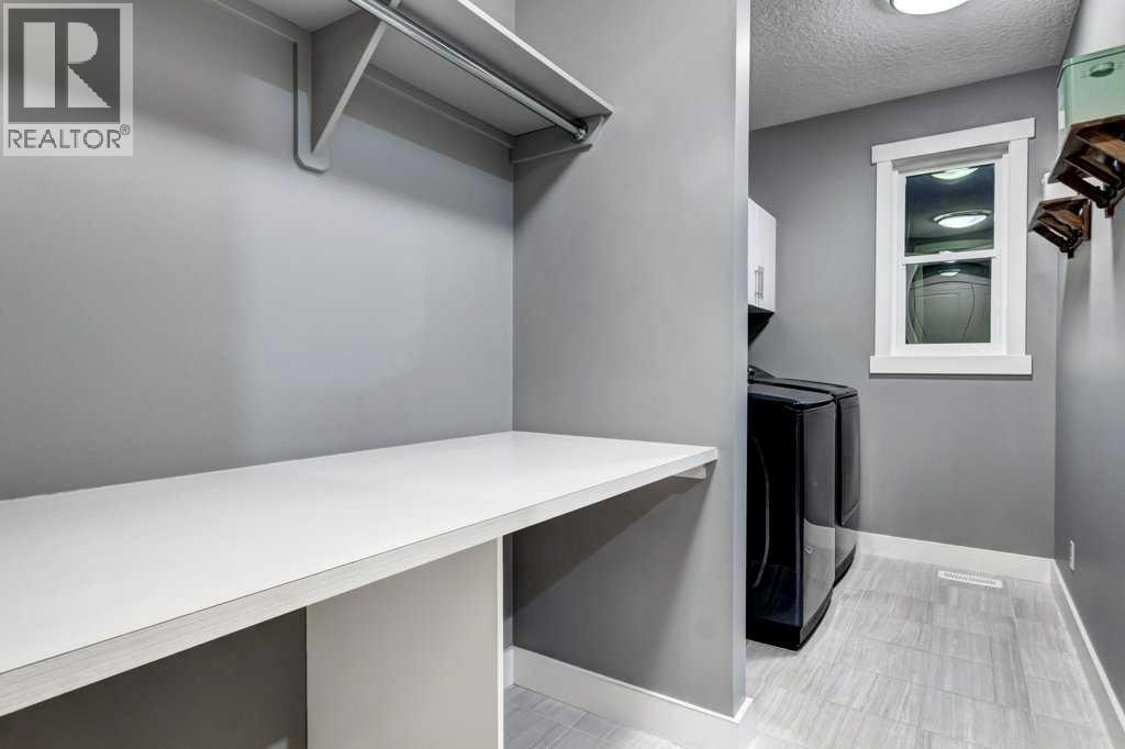 176 Fortress Bay Sw, Calgary, Alberta  T3H 4C4 - Photo 28 - A2284281