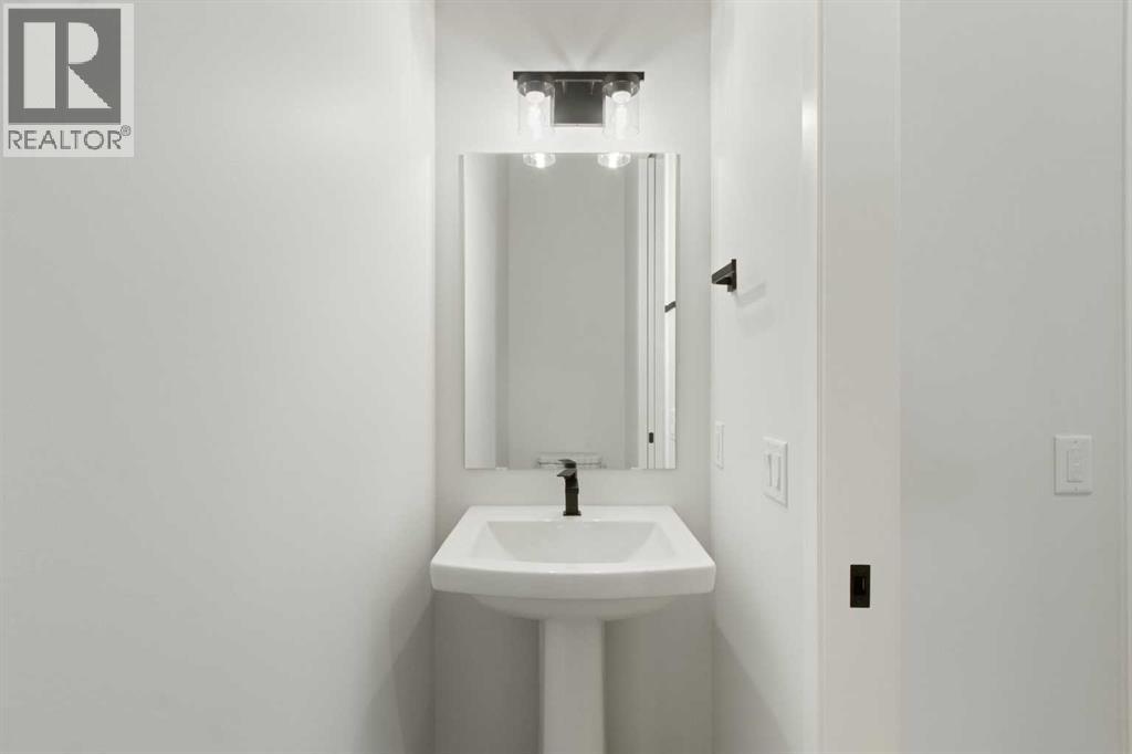 112 Belmont Place Sw, Calgary, Alberta  T2X 6C8 - Photo 18 - A2285193