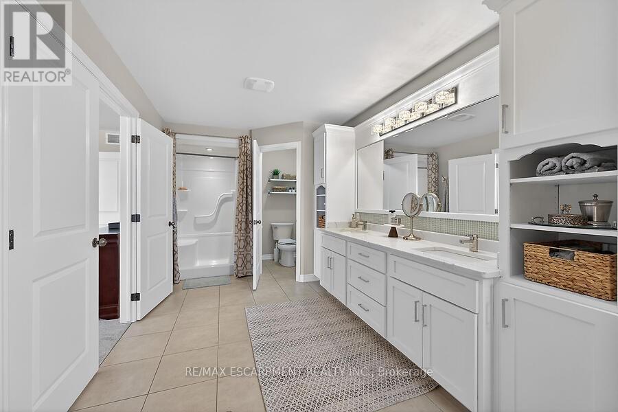 2 Southwood Crescent, Haldimand, Ontario  N3W 0A6 - Photo 27 - X12789730