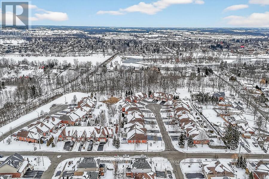 2 Southwood Crescent, Haldimand, Ontario  N3W 0A6 - Photo 47 - X12789730