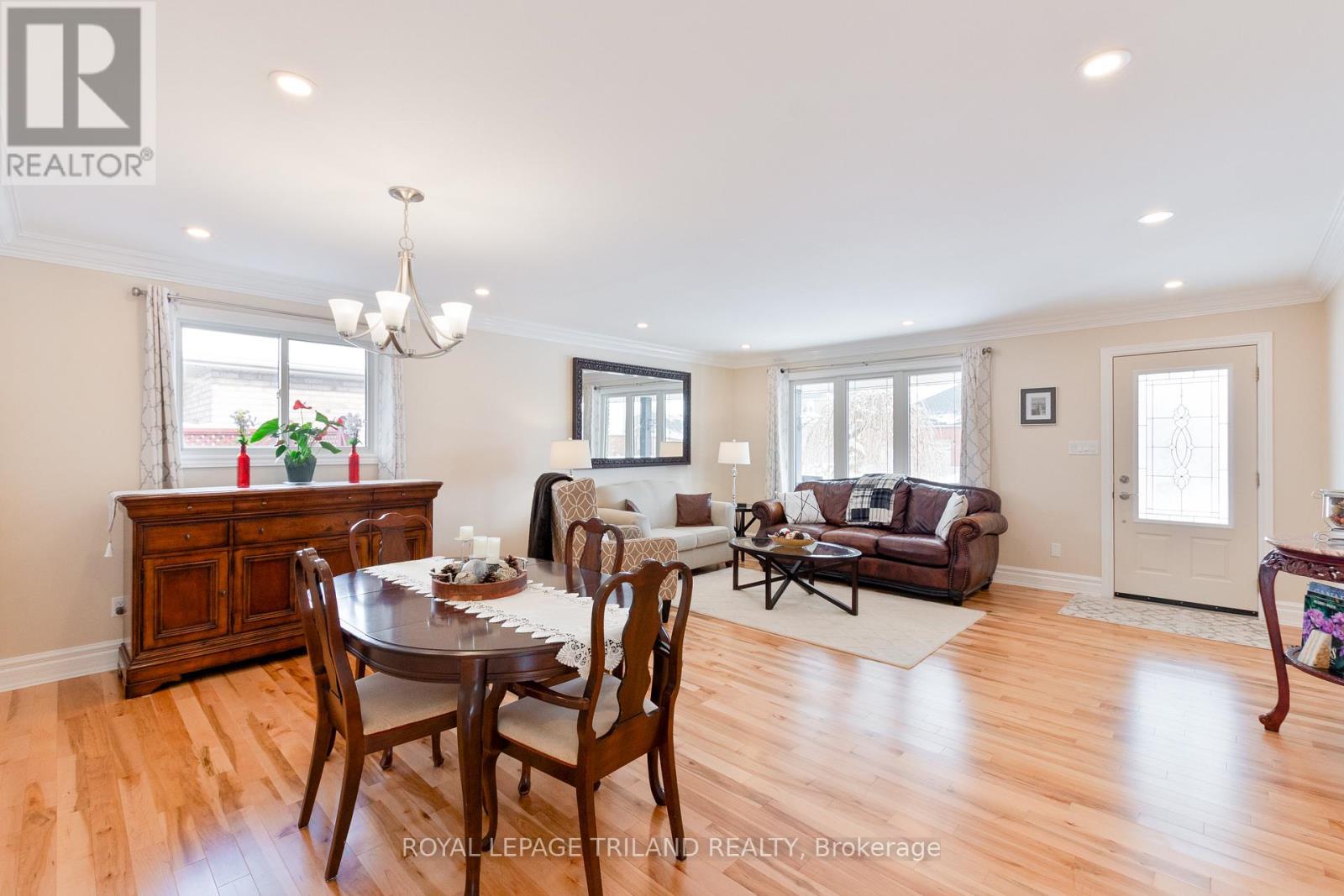 53 Edgewell Crescent, Central Elgin, Ontario  N5P 4K9 - Photo 12 - X12712374