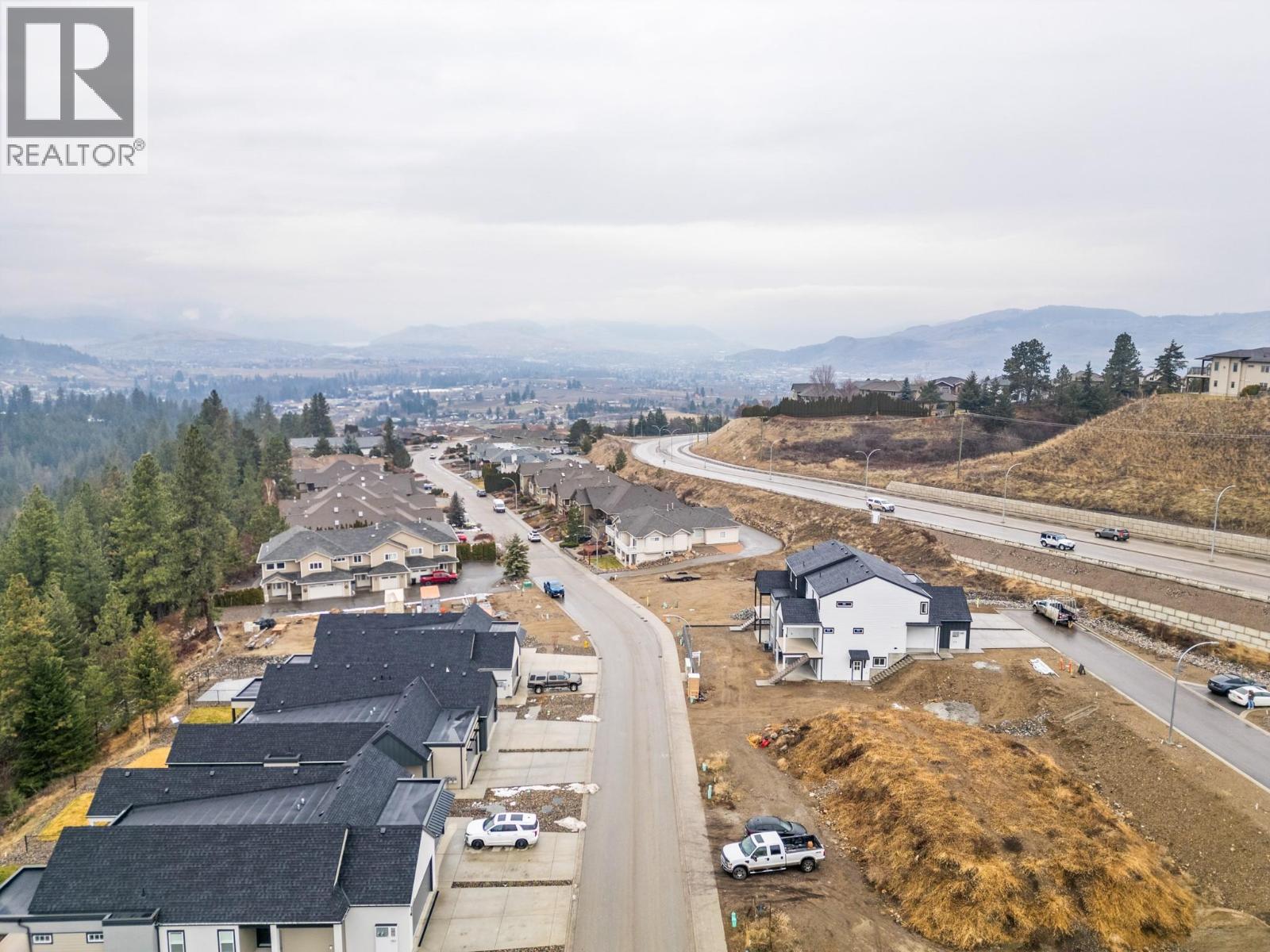 7013 Manning Place, Vernon, British Columbia  V1B 0B6 - Photo 48 - 10376054