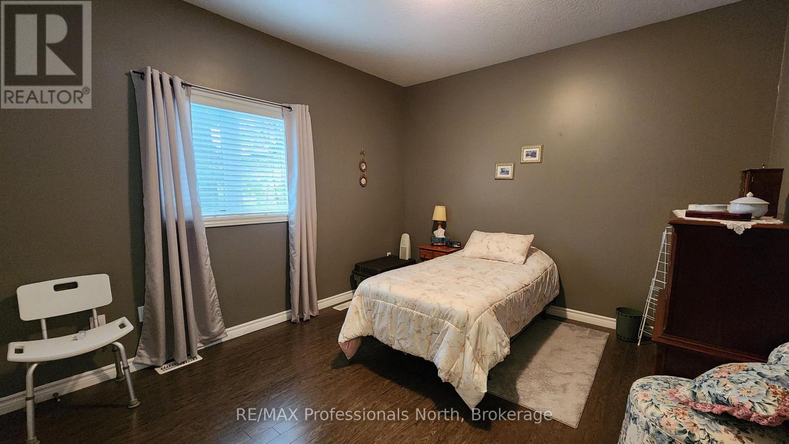 5 Greaves Avenue, Huntsville, Ontario  P1H 1V2 - Photo 36 - X12789758