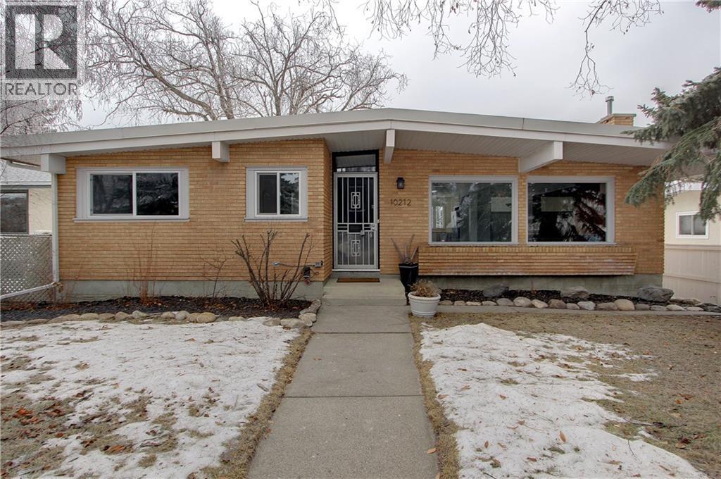 10212 7 Street Sw, Calgary, Alberta  T2W 0G3 - Photo 1 - A2275916