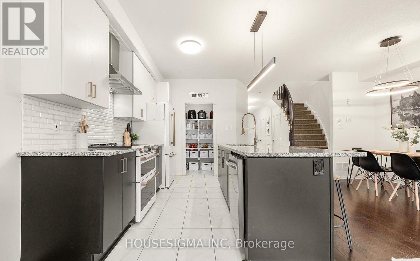 544 Rioja Street, Ottawa, Ontario  K2S 0V8 - Photo 14 - X12789742