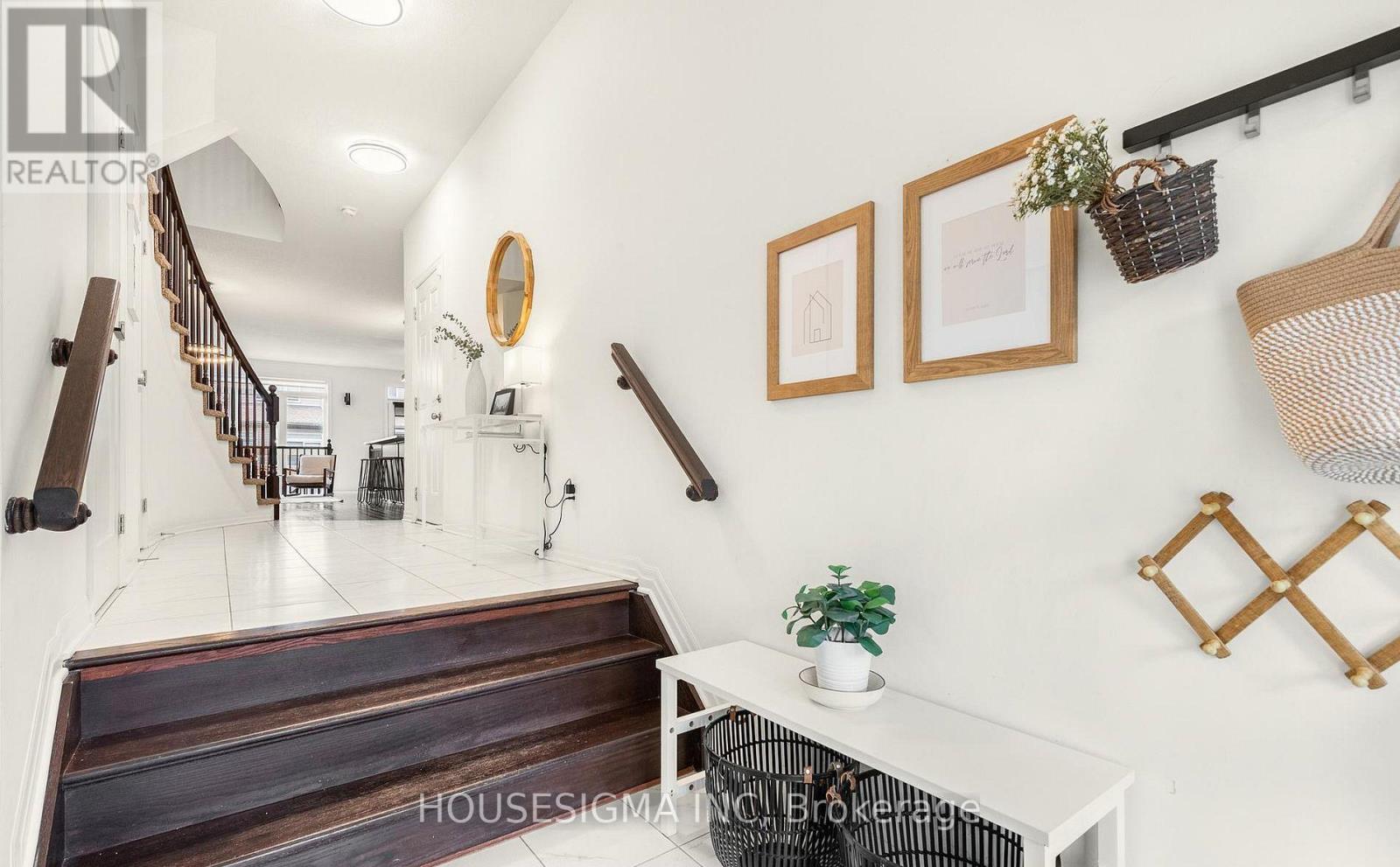 544 Rioja Street, Ottawa, Ontario  K2S 0V8 - Photo 4 - X12789742