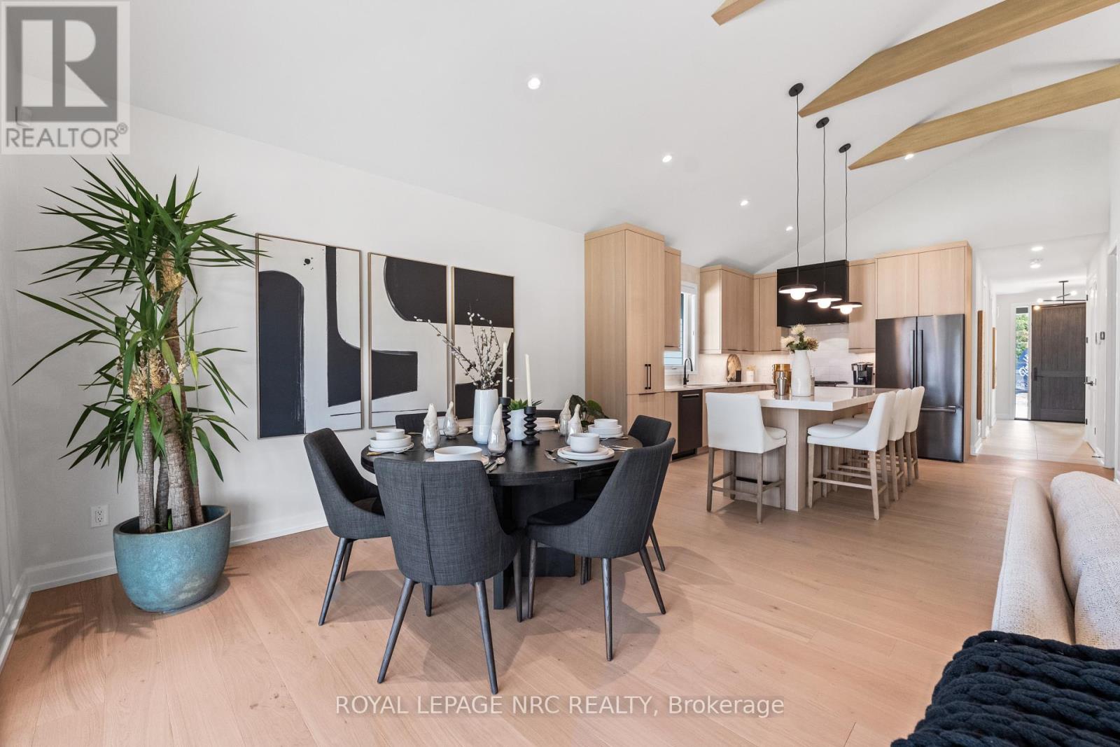 4 Page Street, Pelham, Ontario L3E 0X3 - Photo 10 - X12789740