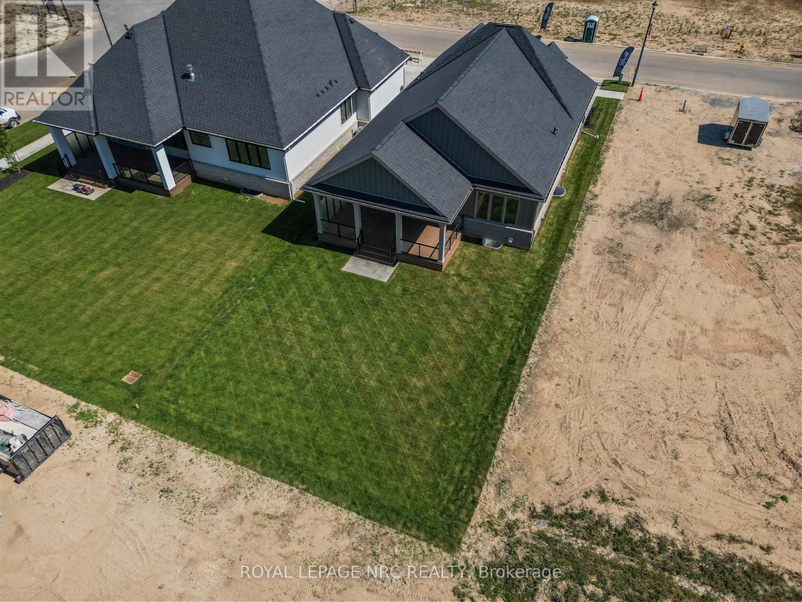 4 Page Street, Pelham, Ontario L3E 0X3 - Photo 36 - X12789740