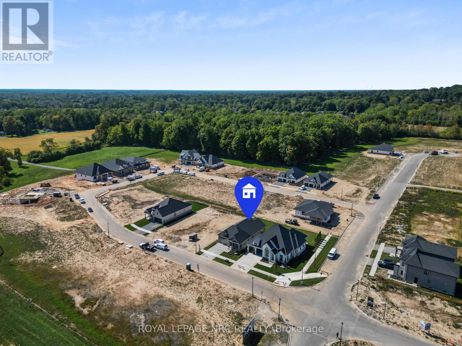 4 Page Street, Pelham, Ontario L3E 0X3 - Photo 4 - X12789740