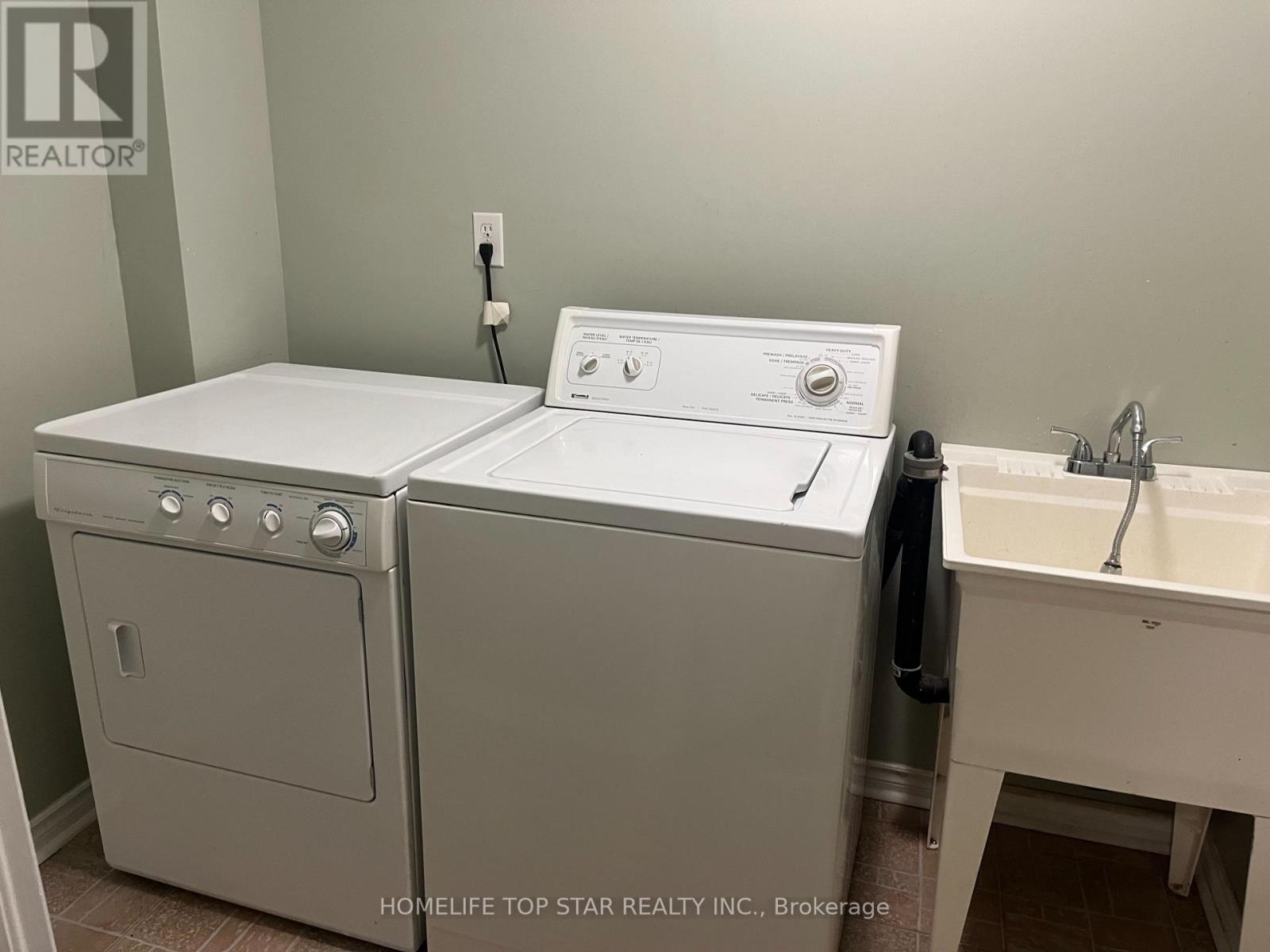 6 Maybole Road, Markham (Greensborough), Ontario  L6E 1Y7 - Photo 13 - N12779636