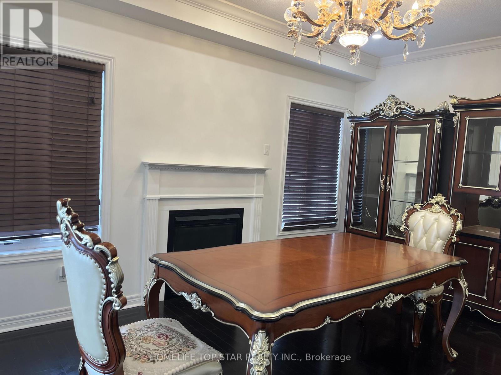 6 Maybole Road, Markham (Greensborough), Ontario  L6E 1Y7 - Photo 5 - N12779636