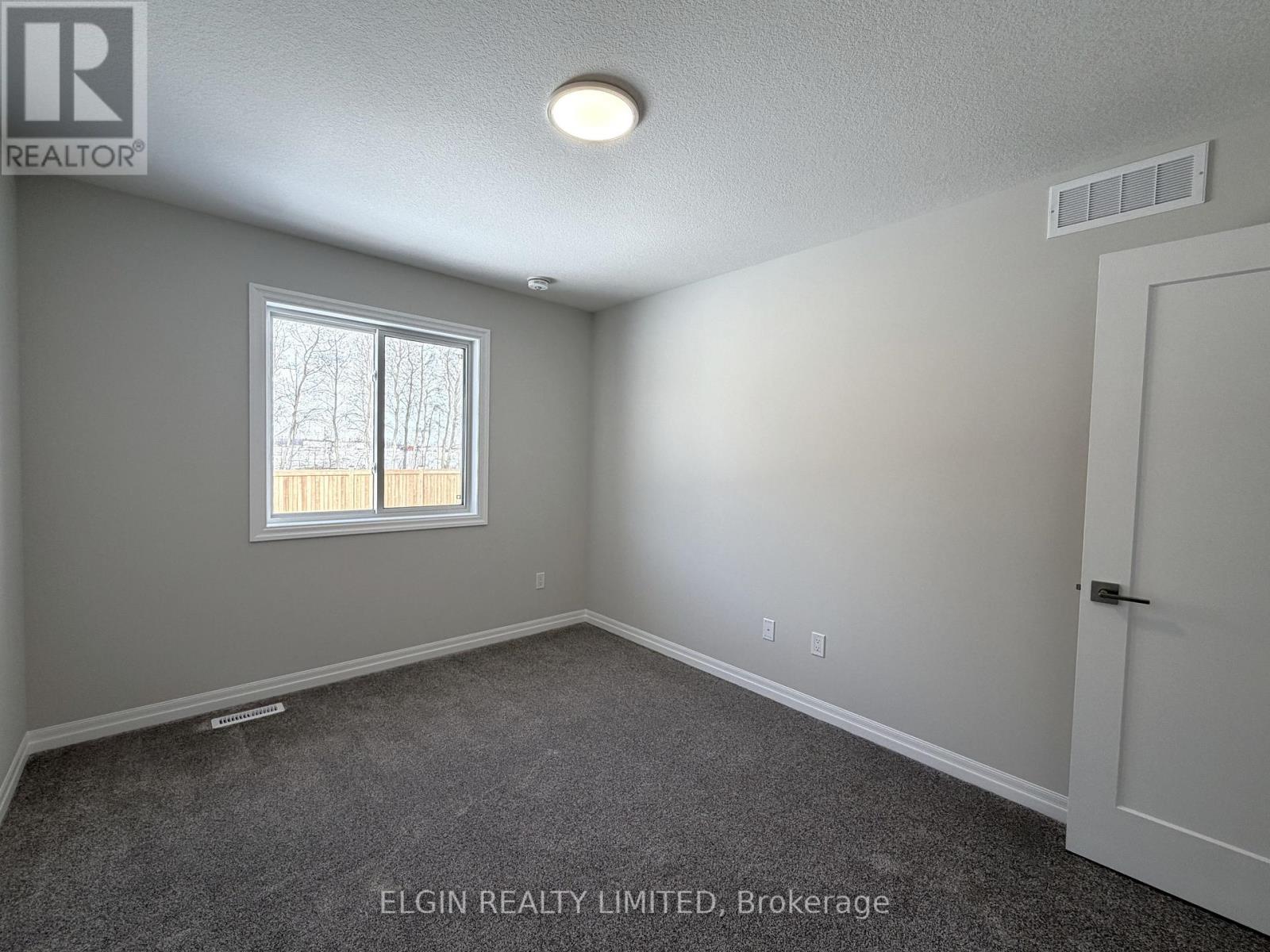 Photo 18 of 28 for 115 Willow Drive