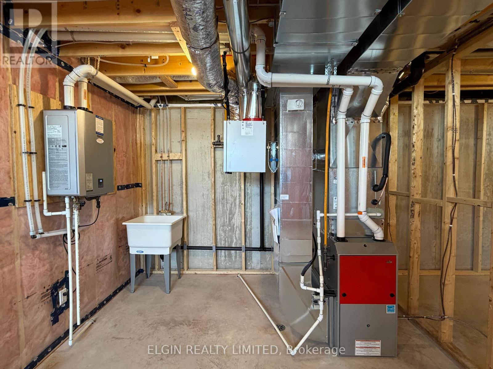 Photo 24 of 28 for 115 Willow Drive