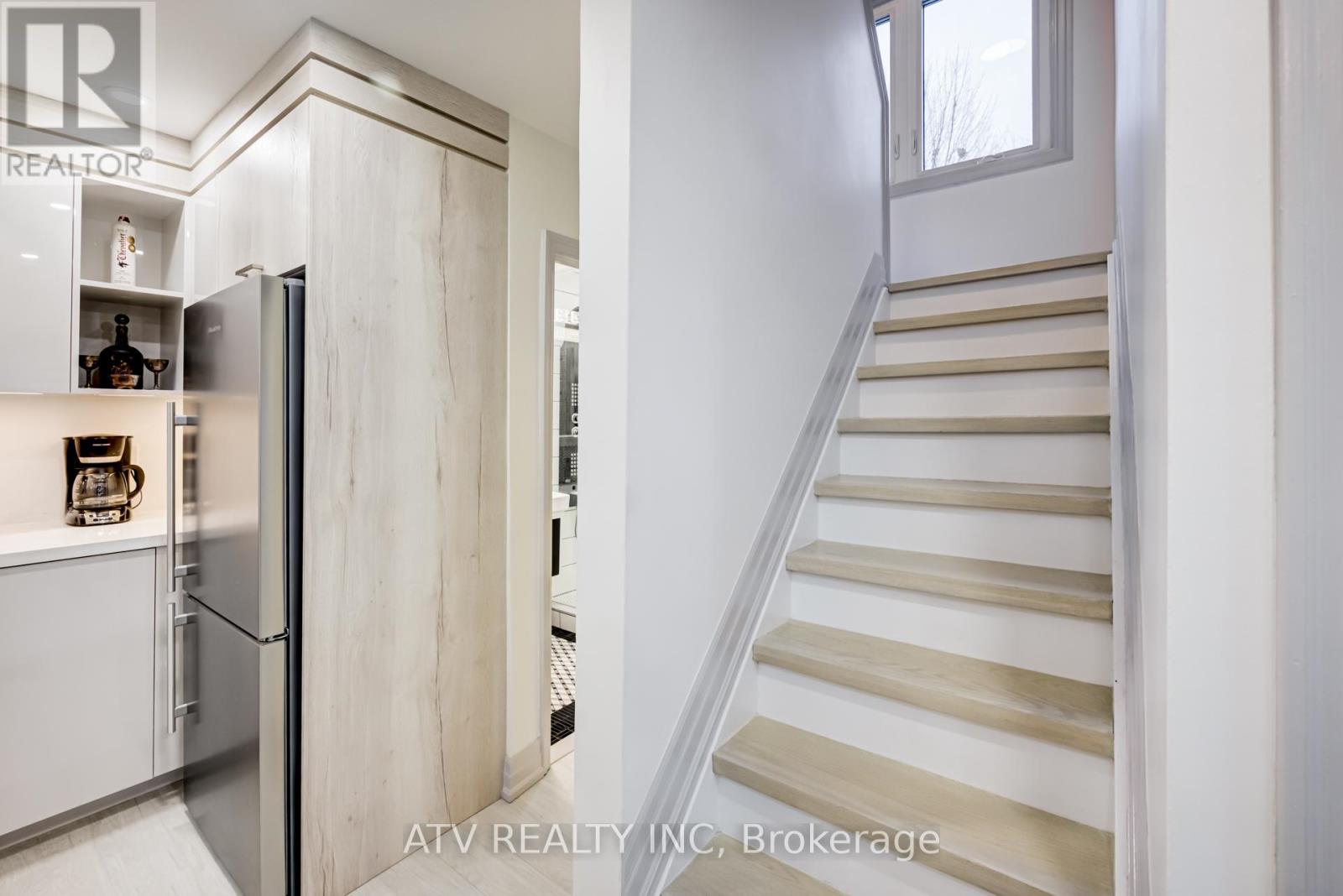 19 Albani Street, Toronto, Ontario  M8V 1X3 - Photo 13 - W12789748