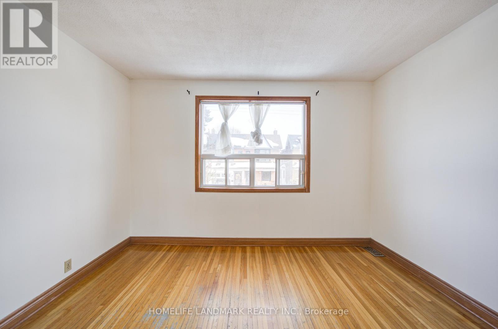 880 Shaw Street, Toronto, Ontario  M6G 3M2 - Photo 26 - W12789756