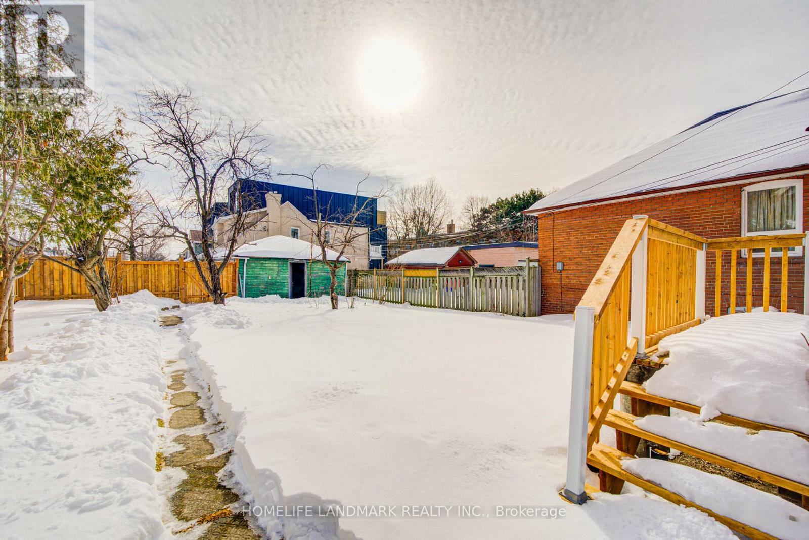 880 Shaw Street, Toronto, Ontario  M6G 3M2 - Photo 44 - W12789756