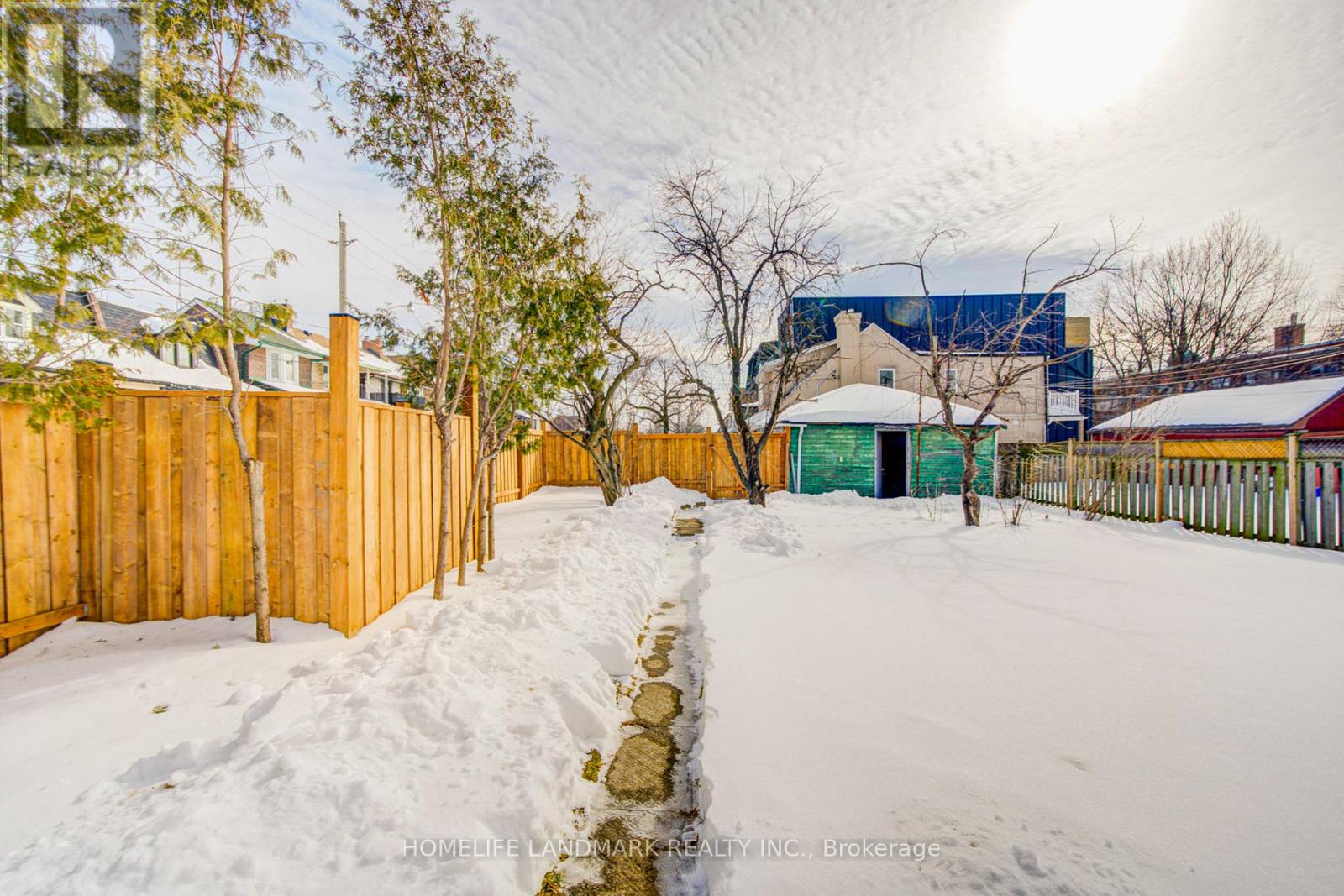 880 Shaw Street, Toronto, Ontario  M6G 3M2 - Photo 47 - W12789756