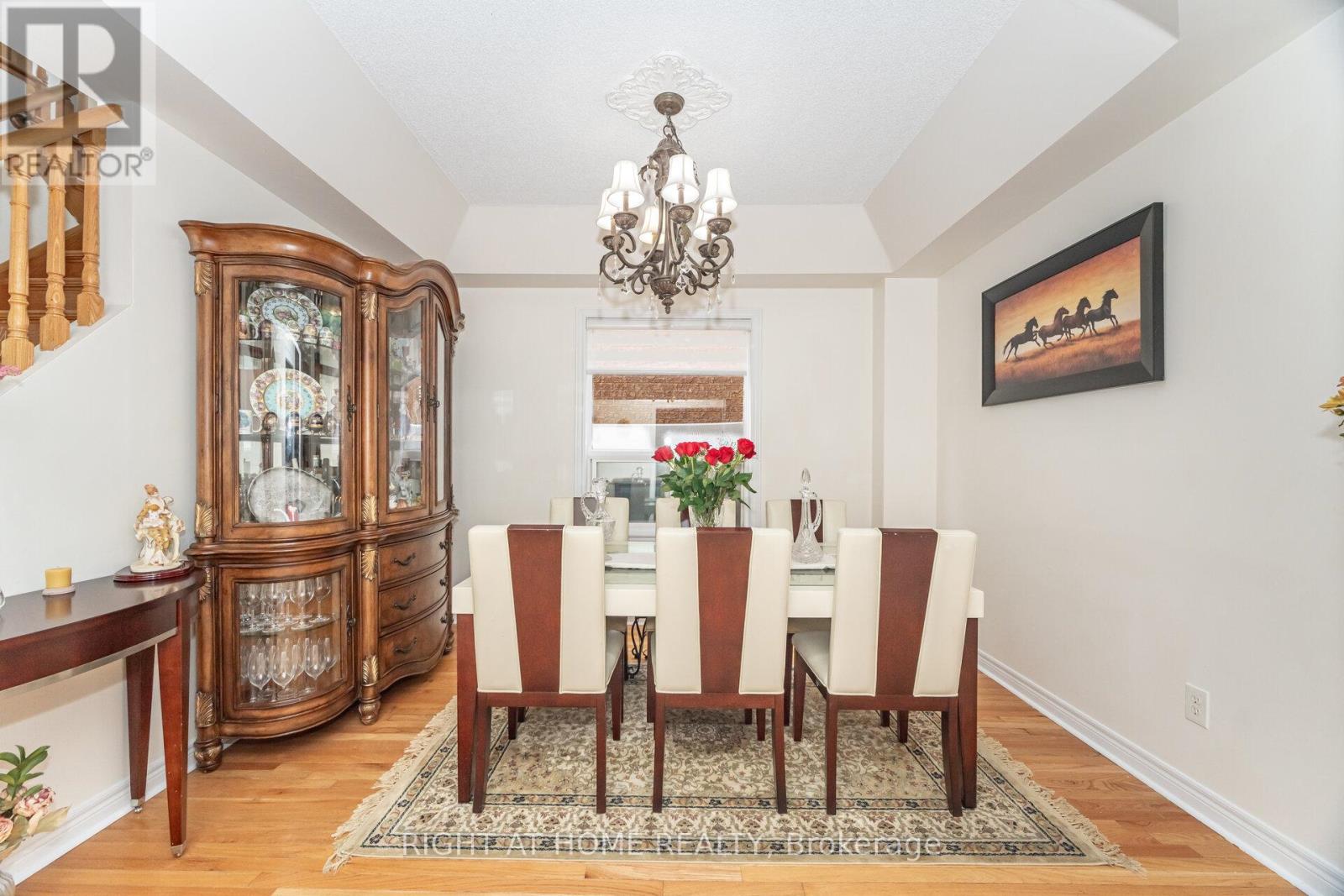 2 Melrose Gardens, Brampton, Ontario  L7A 1J7 - Photo 15 - W12789770