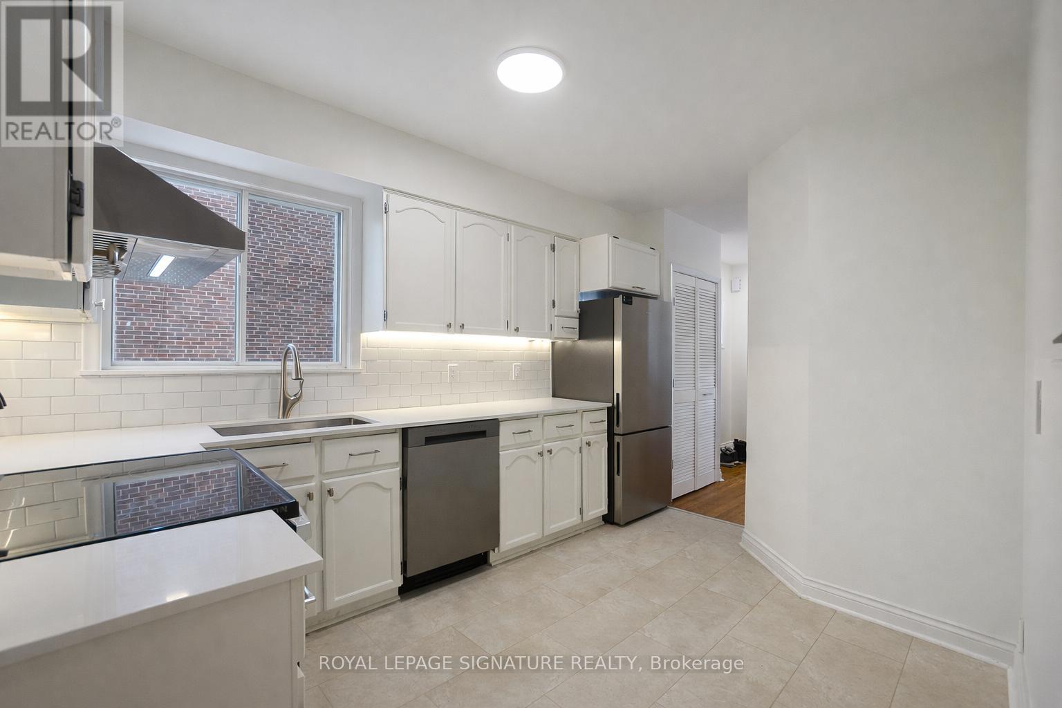 A - 5 Twentieth Street, Toronto, Ontario  M8V 3L5 - Photo 10 - W12789774