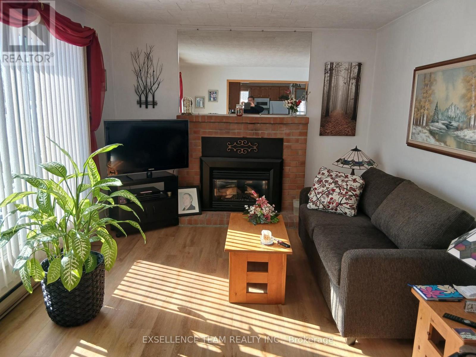 91 Victoria Street W, North Glengarry, Ontario  K0C 1A0 - Photo 5 - X12788772