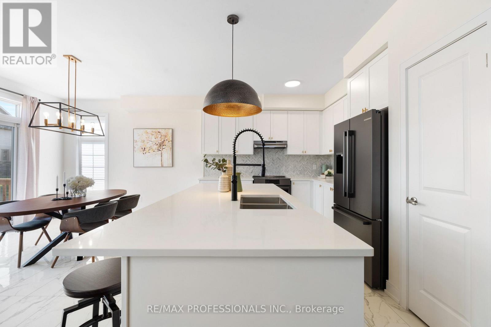 11 Blue Heron Drive, Quinte West, Ontario  K0K 1L0 - Photo 12 - X12789764