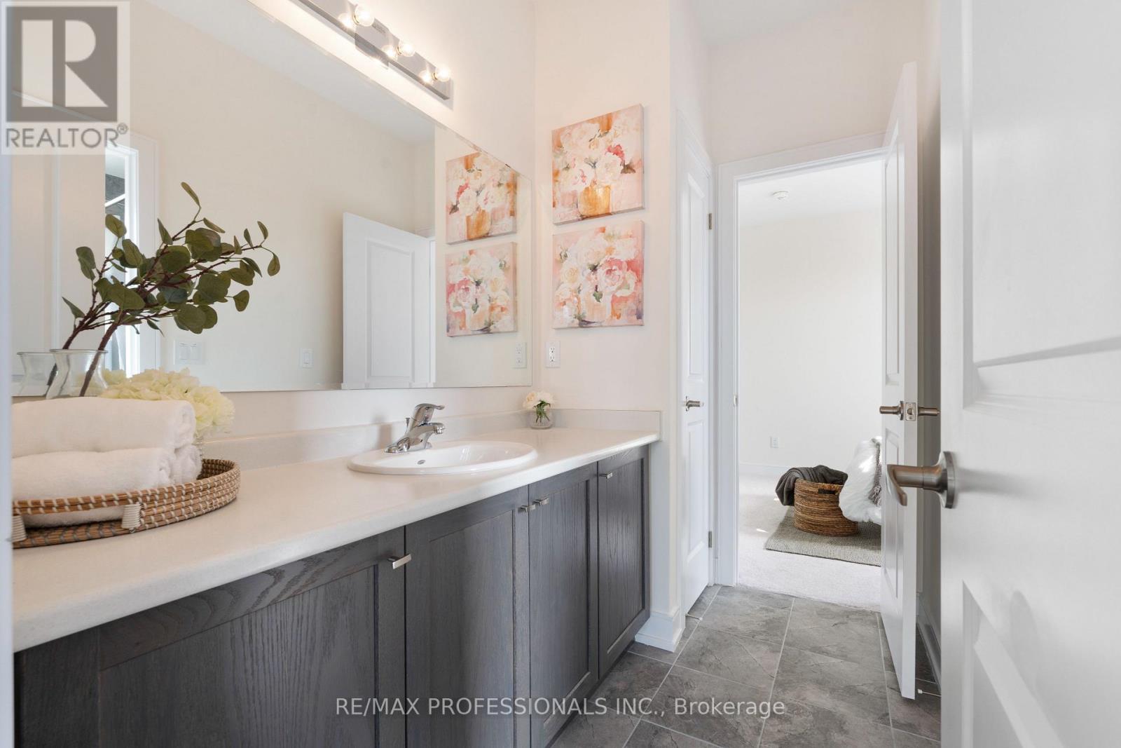 11 Blue Heron Drive, Quinte West, Ontario  K0K 1L0 - Photo 15 - X12789764