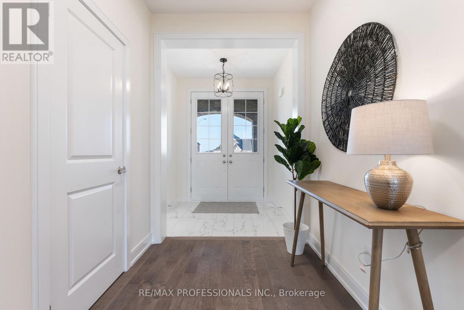 11 Blue Heron Drive, Quinte West, Ontario  K0K 1L0 - Photo 4 - X12789764