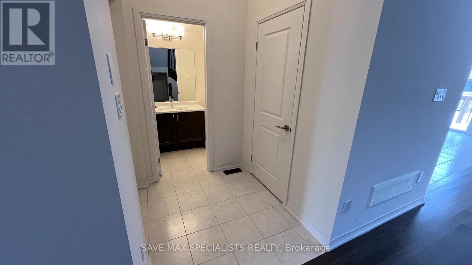 27 Hitchman Street, Brant, Ontario  N3L 3E3 - Photo 14 - X12789780