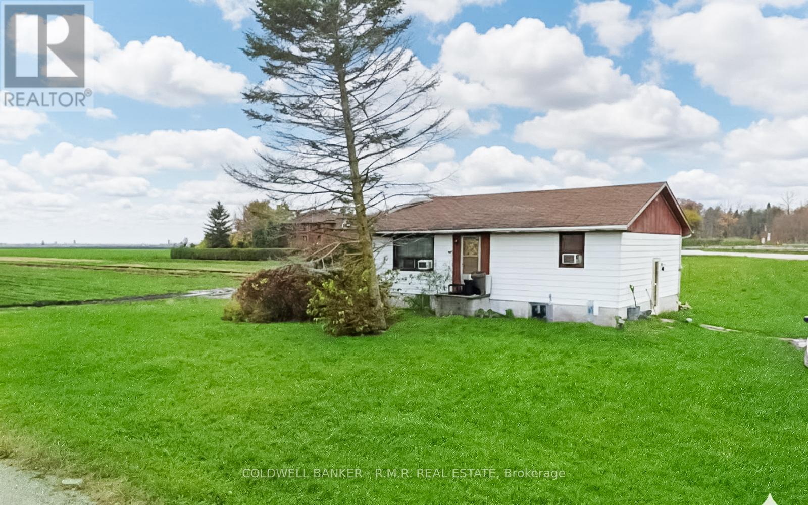14 Fraser Street, Bradford West Gwillimbury, Ontario  L3Z 3Y8 - Photo 2 - N12787466