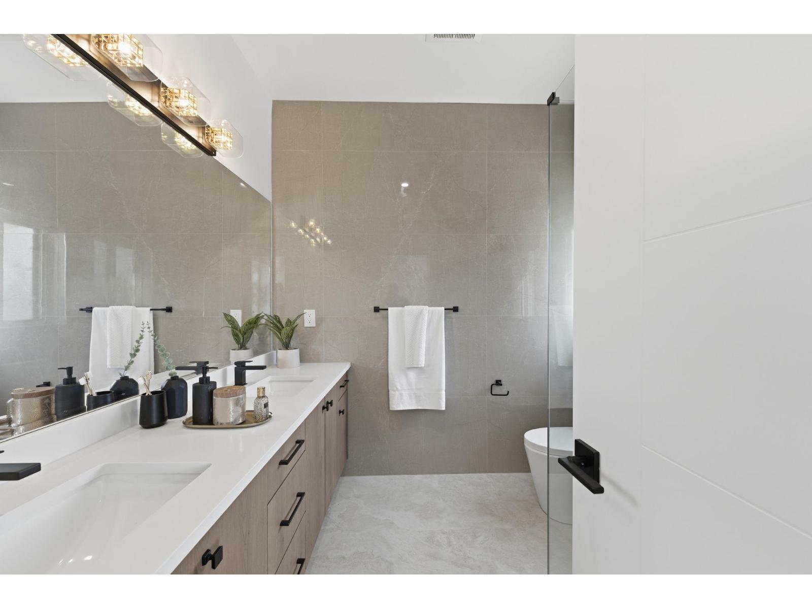 8233 114 Street, Delta, British Columbia  V4C 5J4 - Photo 17 - R3088595