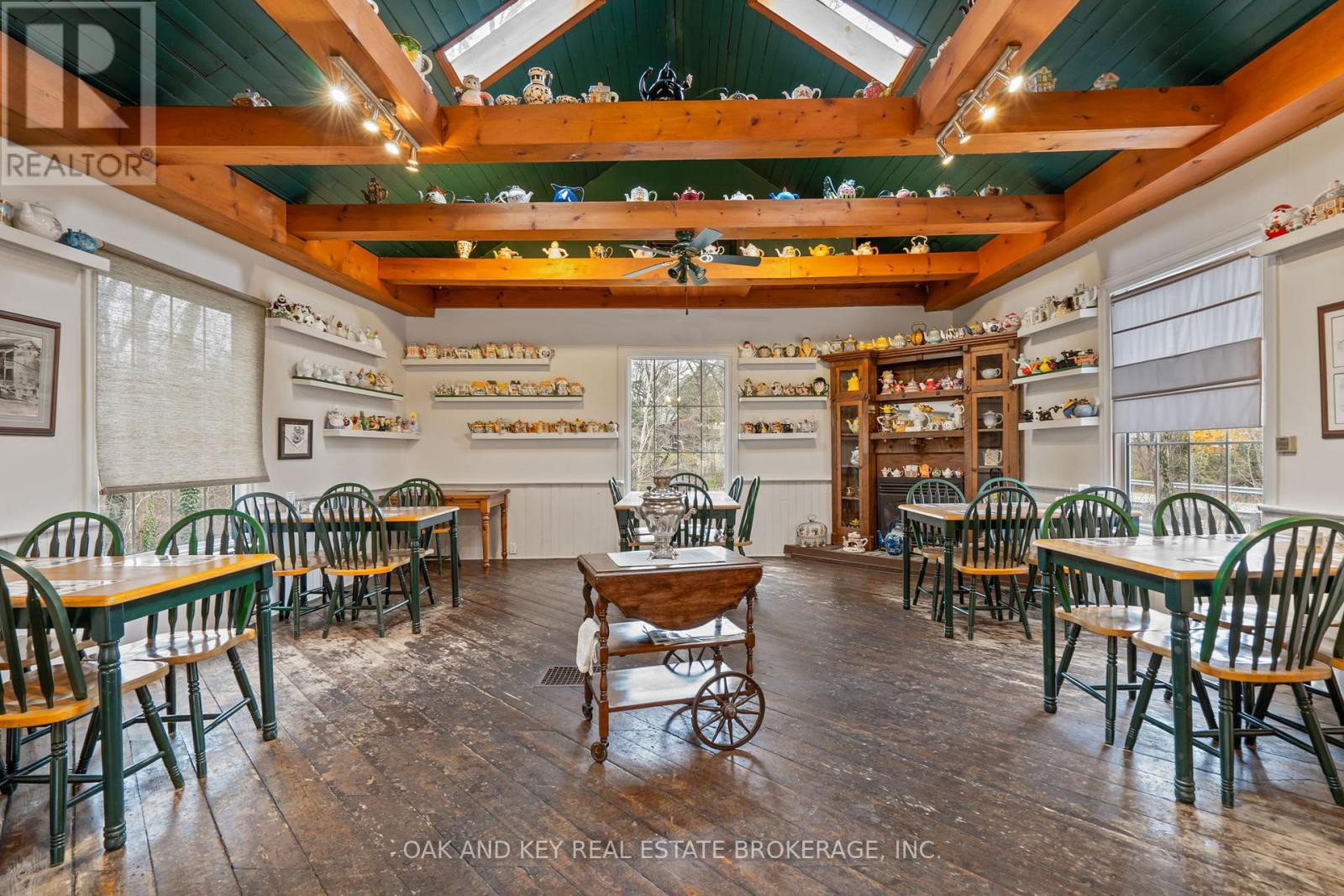 Photo 12 of 38 for 46342 Sparta Line