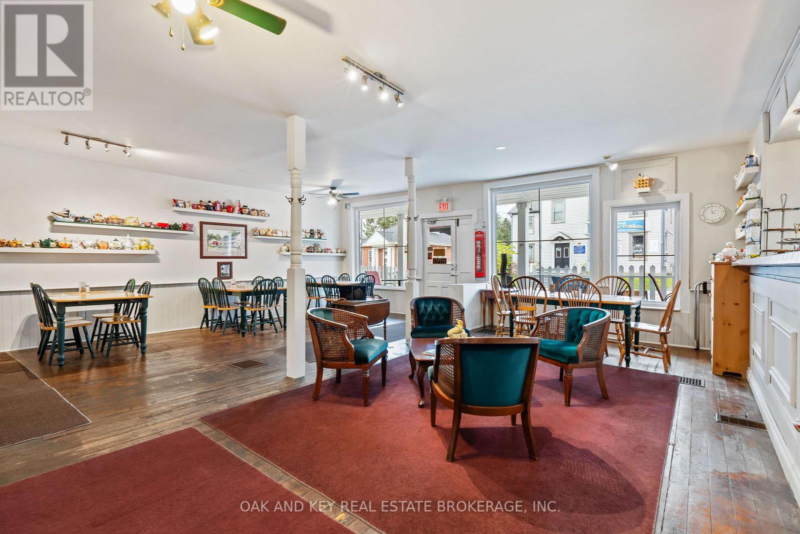 Photo 9 of 38 for 46342 Sparta Line