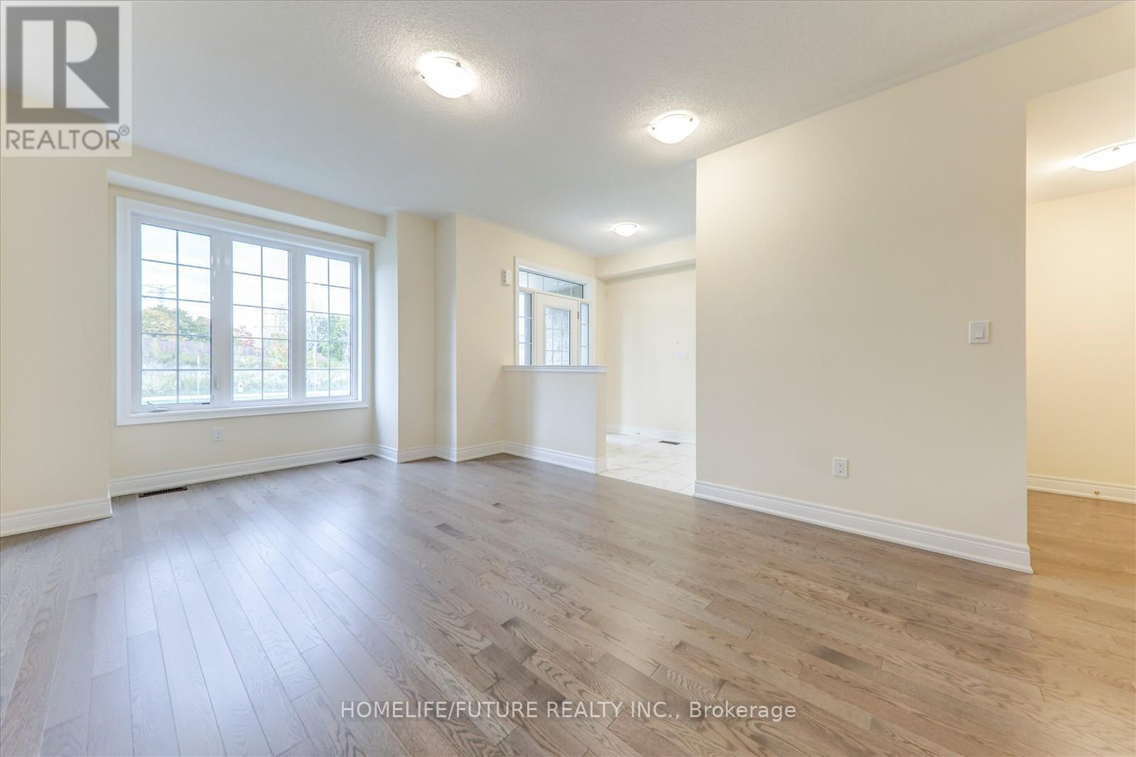 317 Kirkham Drive, Markham, Ontario  L3S 0E9 - Photo 8 - N12789762