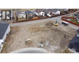 181 Rivergrove Chase W, Lethbridge, Alberta