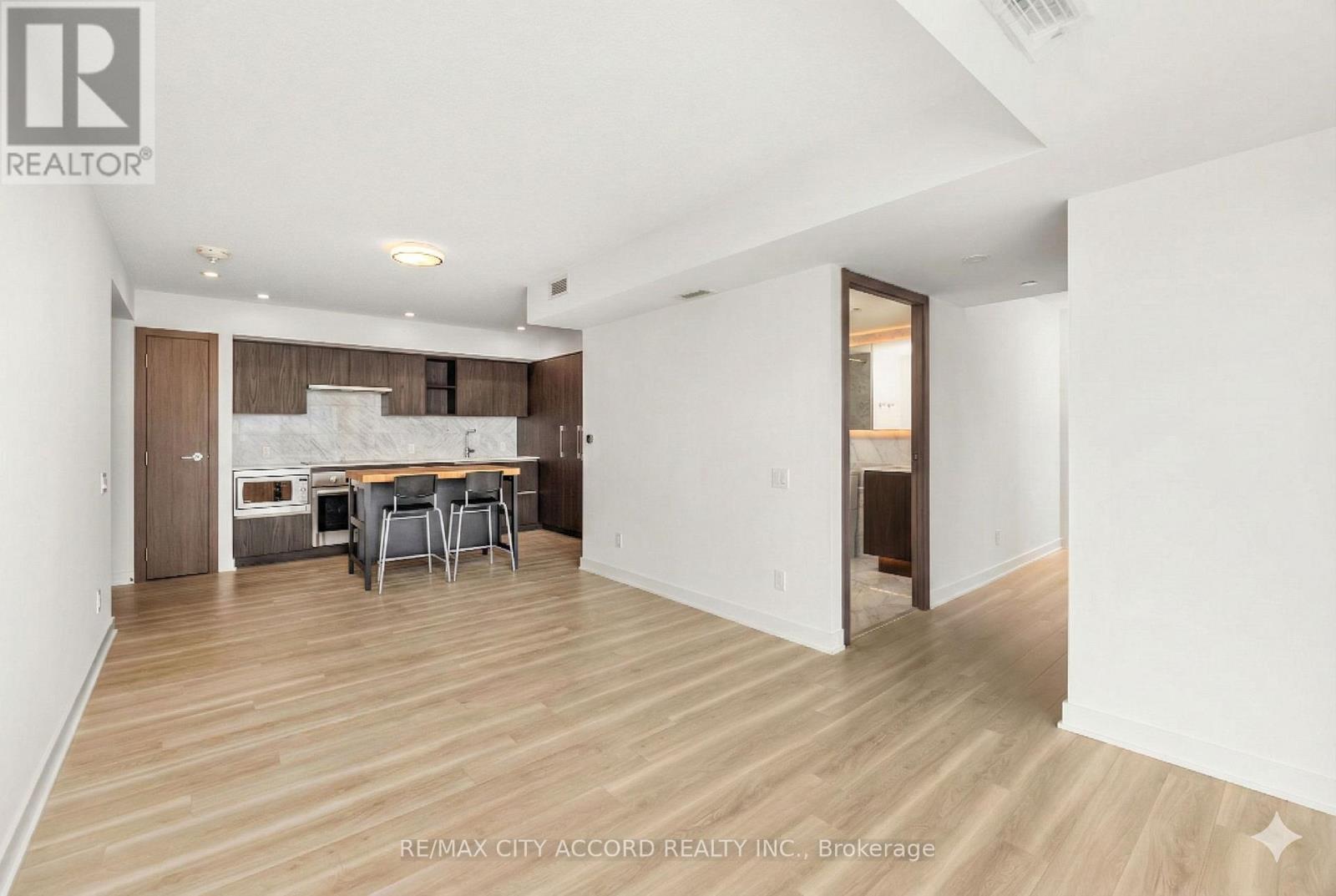 2015 - 17 Bathurst Street, Toronto, Ontario  M5V 0N1 - Photo 11 - C12789822
