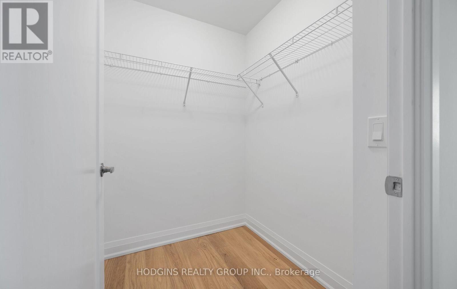 1801 - 1035 Southdown Road, Mississauga, Ontario  L5J 0A3 - Photo 23 - W12769388