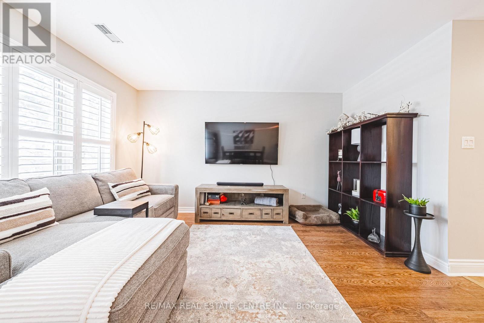 18 - 705 Cumberland Avenue, Burlington, Ontario  L7N 3W4 - Photo 8 - W12789794