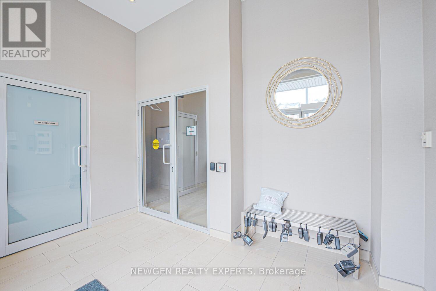 306 - 50 Sky Harbour Drive, Brampton, Ontario  L6Y 0C1 - Photo 4 - W12789806