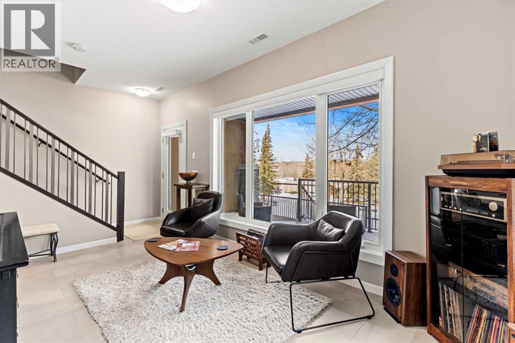 403 Valley Ridge Manor Nw, Calgary, Alberta  T3B 6C4 - Photo 8 - A2283372